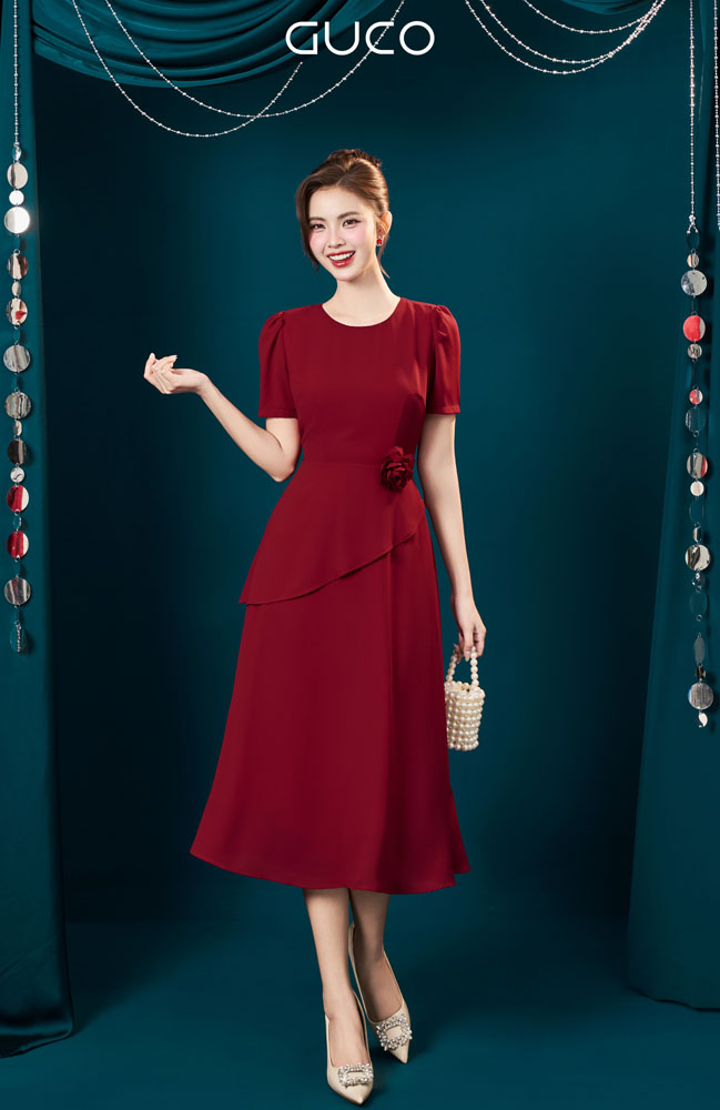 ĐẦM XÒE TÙNG BÈO EO ĐÍNH HOA - ĐỎ - 5013